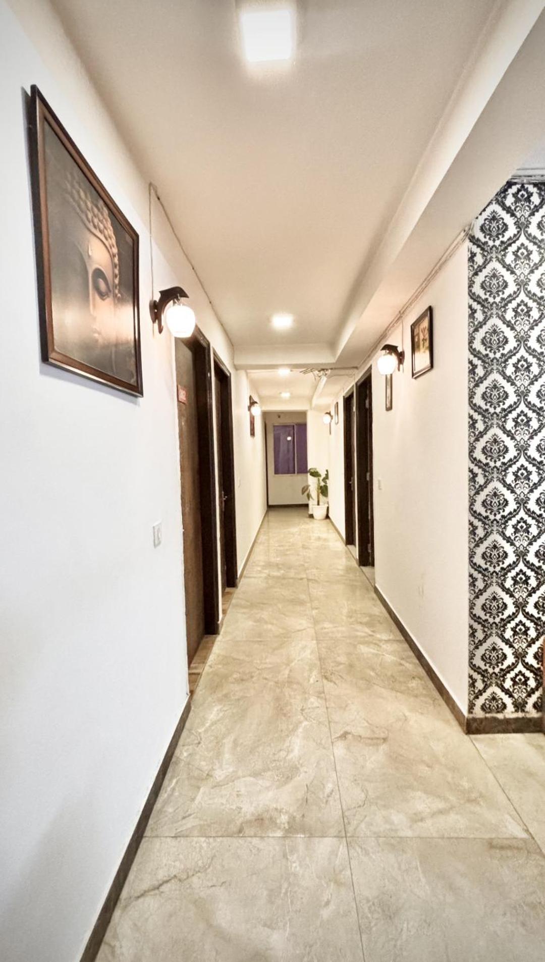 Blu Lagoon Opp Select Apartment New Delhi